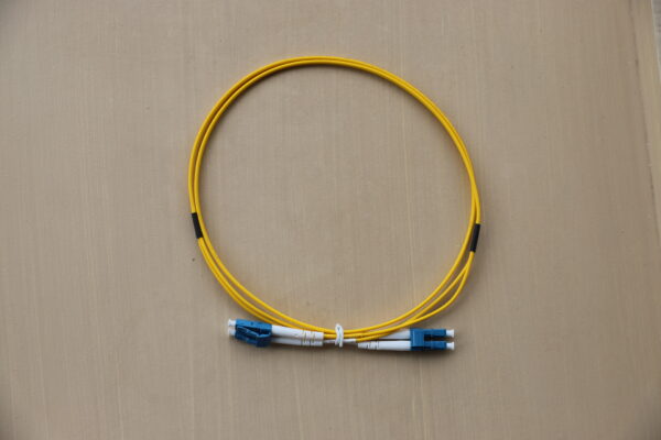 1M LC to LC Duplex SM Patch Lead - Image 2