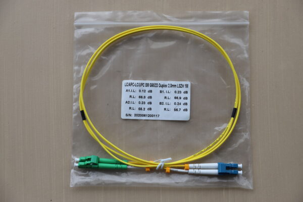 1m-lc-apc-to-lc-upc-duplex-single-mode-fibre-optic-patch-lead-lszh